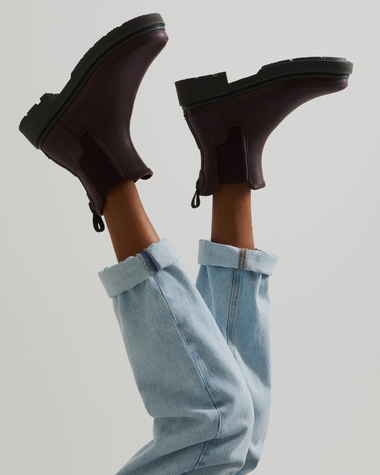 Hunter Chelsea Boots Met Verfijnde Stiksels Voor Dames Kastanjebruin