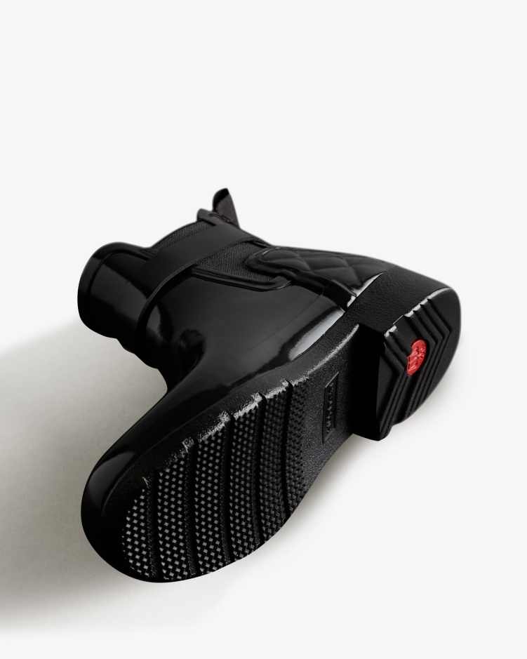 Hunter Verfijnde Slim Fit Gewatteerde Glanzende Chelsea Boots Voor Dames Zwart