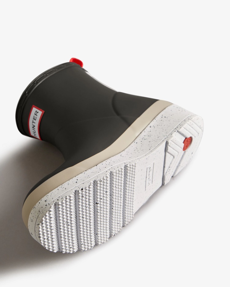 Hunter Dames Play Korte Gespikkelde Regenlaarzen Zwart-steall Grijs-spurrey