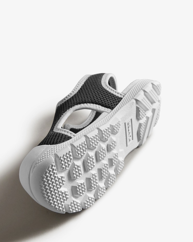 Hunter Little Kids (18 Maanden-6 Jaar) Mesh Outdoor Wandelsandalen Zwart-wit